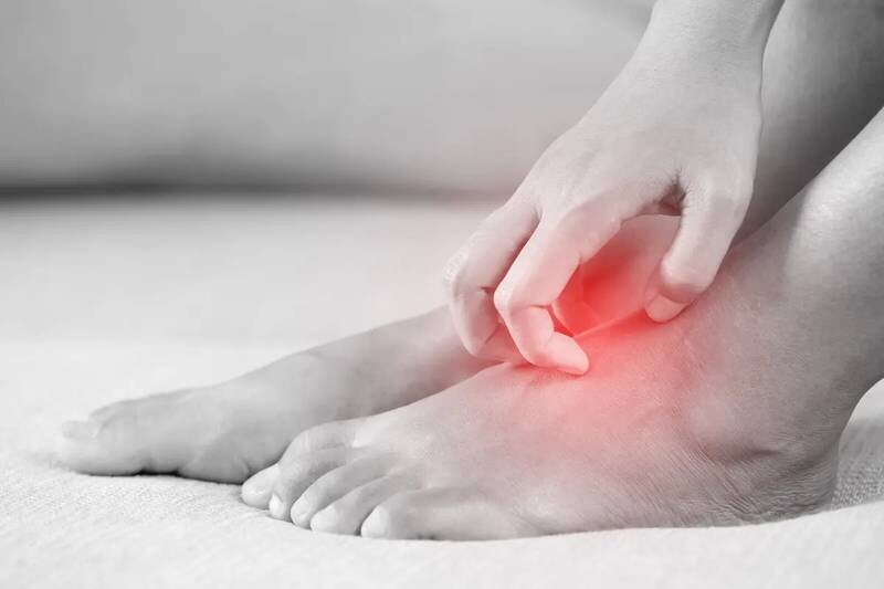 Ghẻ nước ở chân là gì và cách trị nhanh khỏi 3 - 3 Ghẻ nước ở chân có nguy hiểm không?