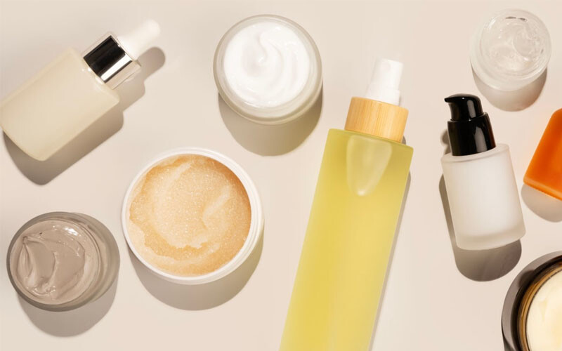 Nguyen Nhan Lung Noi Mun Do Do My Pham