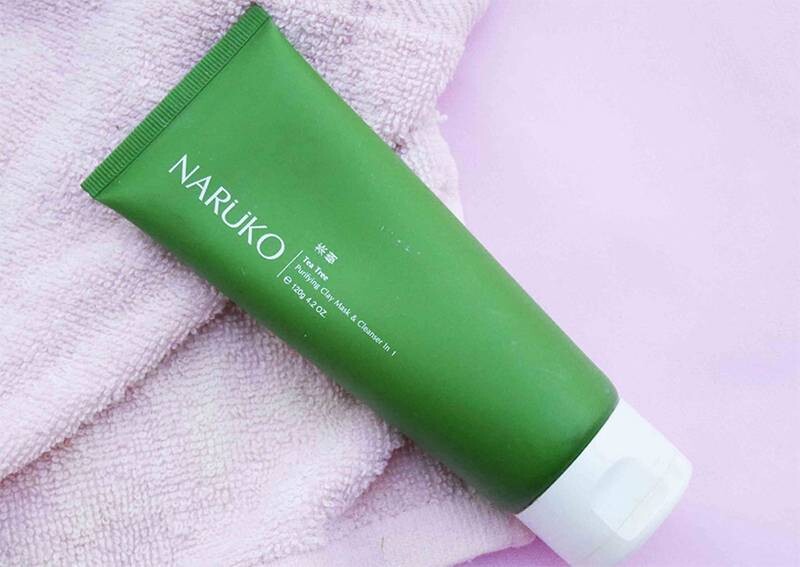 Sữa rửa mặt Naruko Tea Tree Purifying Clay Mask & Cleanser làm sạch sâu, hạn chế bã nhờn, mờ thâm hiệu quả.