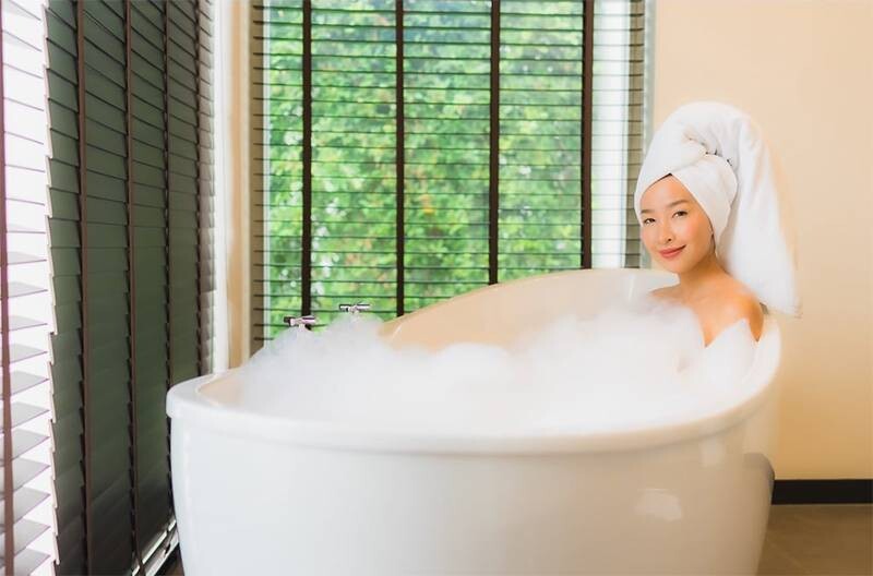 Có nên dùng sữa tắm hàng ngày không? Tắm sữa tắm hàng ngày có tốt không? 4 - 4 Có nên dùng sữa tắm hàng ngày không? Cách dùng sữa tắm hàng ngày đúng cách.