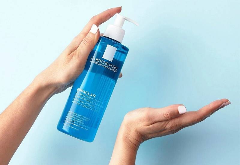 Sữa rửa mặt cho da mụn tuổi dậy thì La Roche-Posay Effaclar Purifying Gel Cleanser.