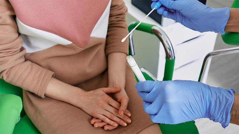 Viêm nhiễm phụ khoa có tự khỏi được không? 4 - 4 Viêm nhiễm phụ khoa có tự khỏi được không? Với các trường hợp viêm nặng, viêm do nấm thì cần đến cơ sở uy tín điều trị.