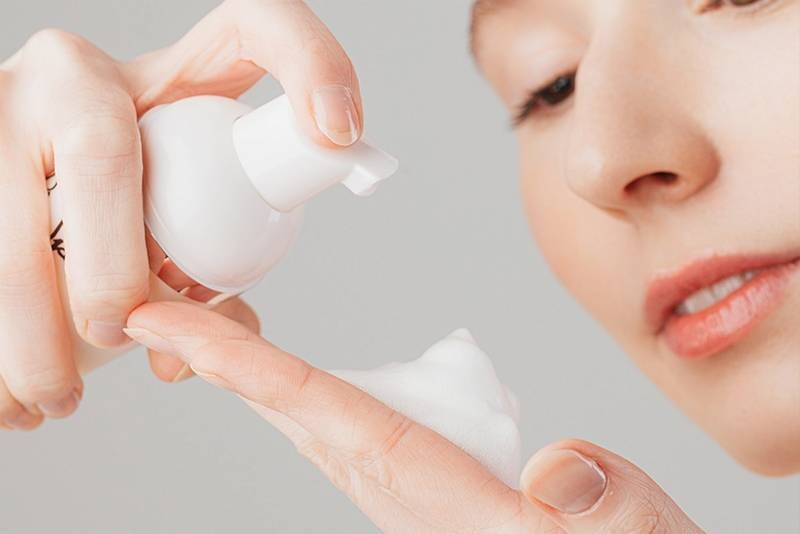 Mùa đông có nên dùng sữa rửa mặt không? 3 - 3 Mùa đông có nên dùng sữa rửa mặt không? Tiêu chí chọn sữa rửa mặt mùa đông.