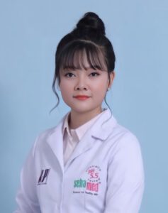 Dược sĩ Nguyễn Trần Phương Dung tư vấn chuyên môn tại Sebamed Việt Nam