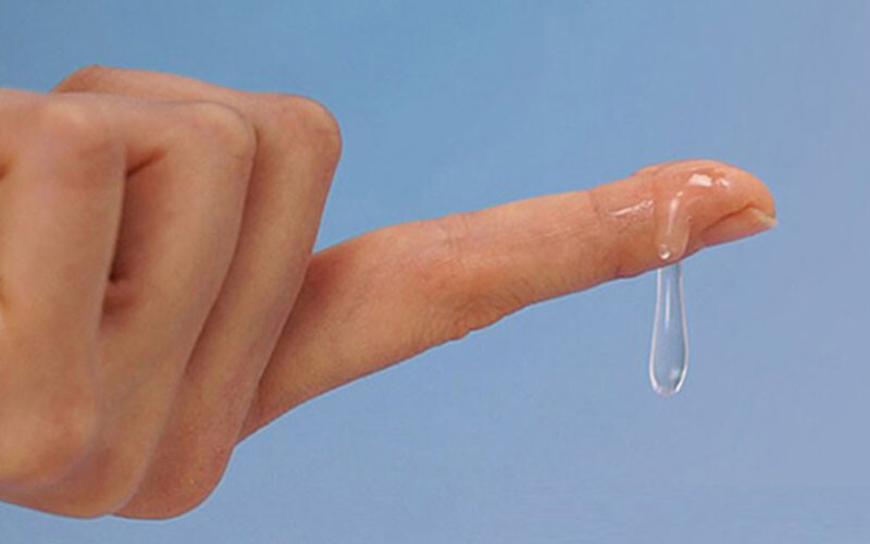 Sau quan hệ 1 ngày ra dịch trắng trong vì sao?