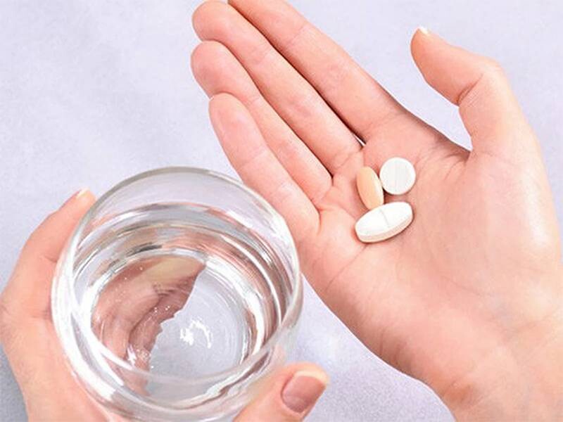 Viêm lộ tuyến độ 1 dấu hiệu và cách điều trị 6 - 6 Sử dụng thuốc để trị viêm nhiễm trước khi điều trị chữa viêm lộ tuyến độ 1.