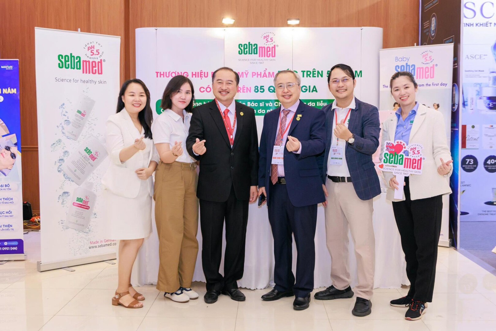 Sebamed đồng hành cùng các chuyên gia da liễu hàng đầu tại diễn đàn khoa học lần thứ 11
